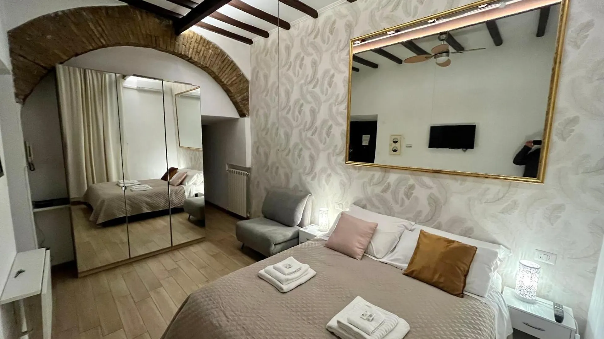 Cappellari Urban Loft Apartment Rome Italy